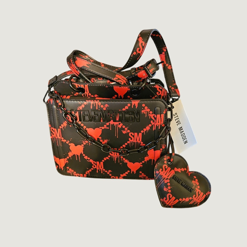 Steve Madden Crossbody Bag Black Red Heart Graffiti SM Logo NWT Halloween Goth